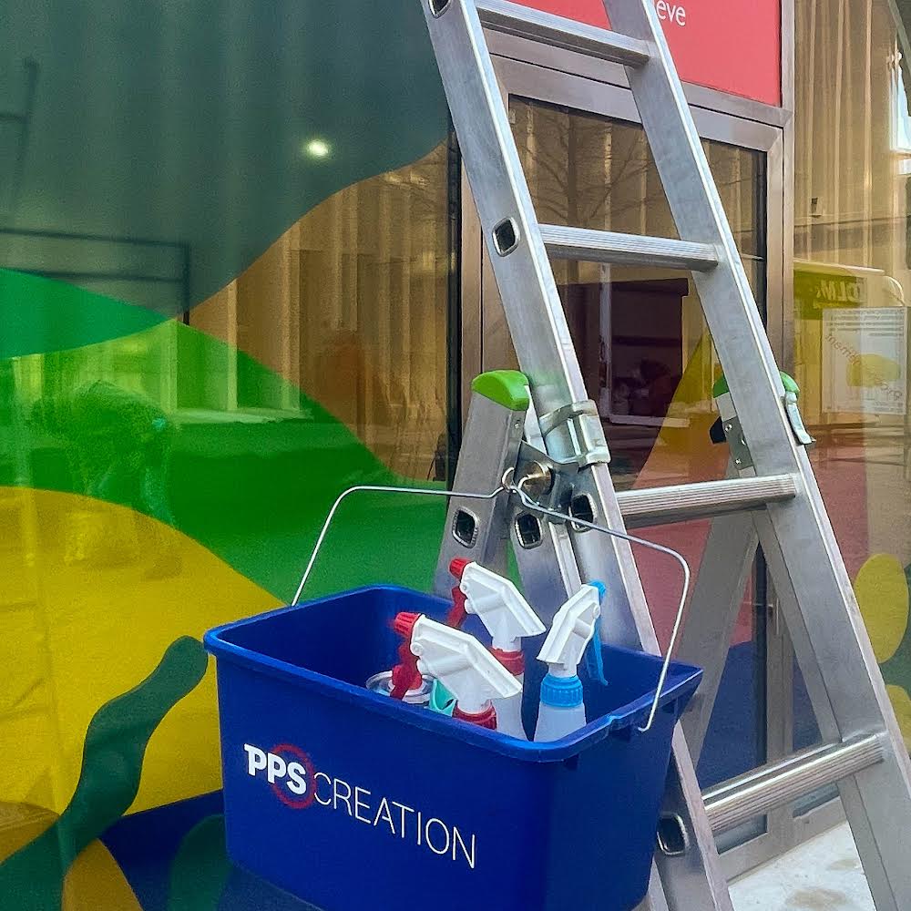 autocollant,Caran d'Ache,plateforme 10,Lausanne