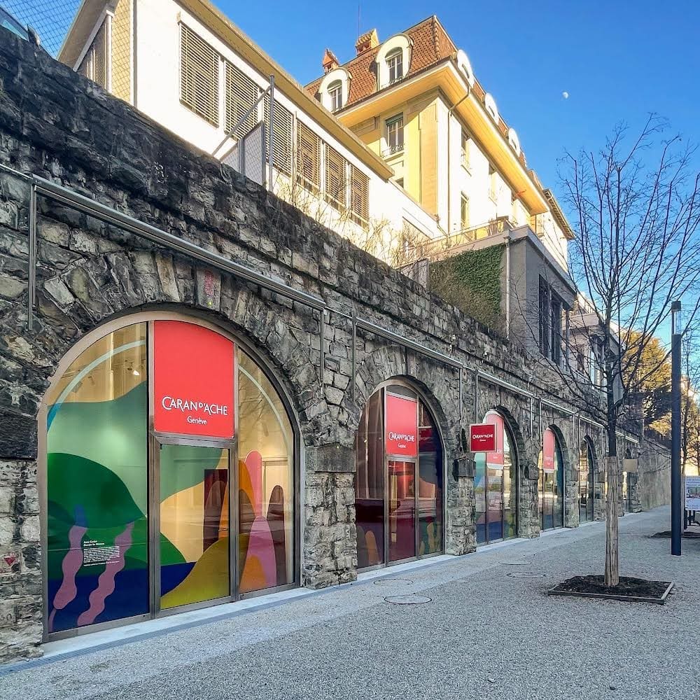 autocollant,Caran d'Ache,plateforme 10,Lausanne