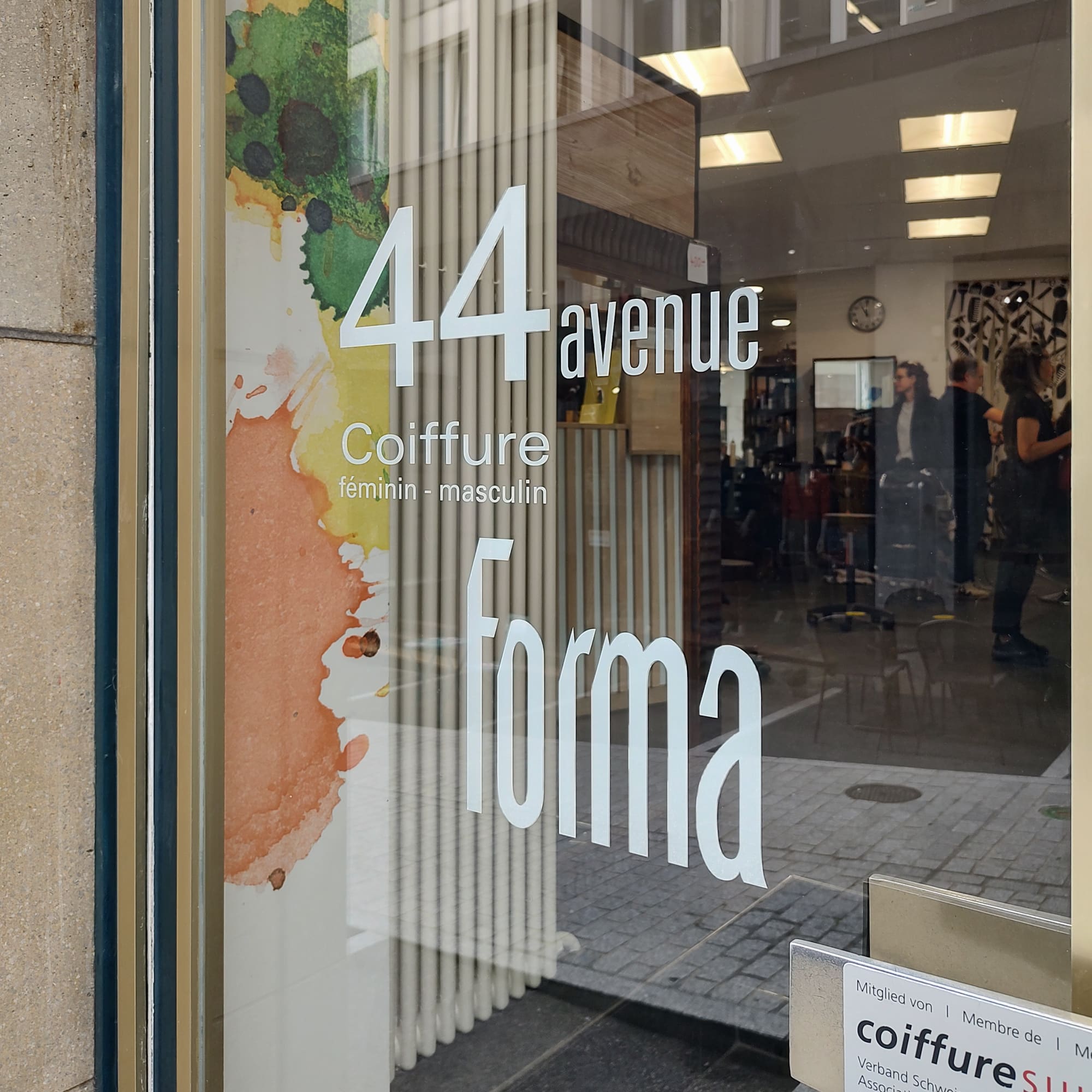 44 Avenue,autocollants,Découpe,vitrine,coiffure,Lausanne