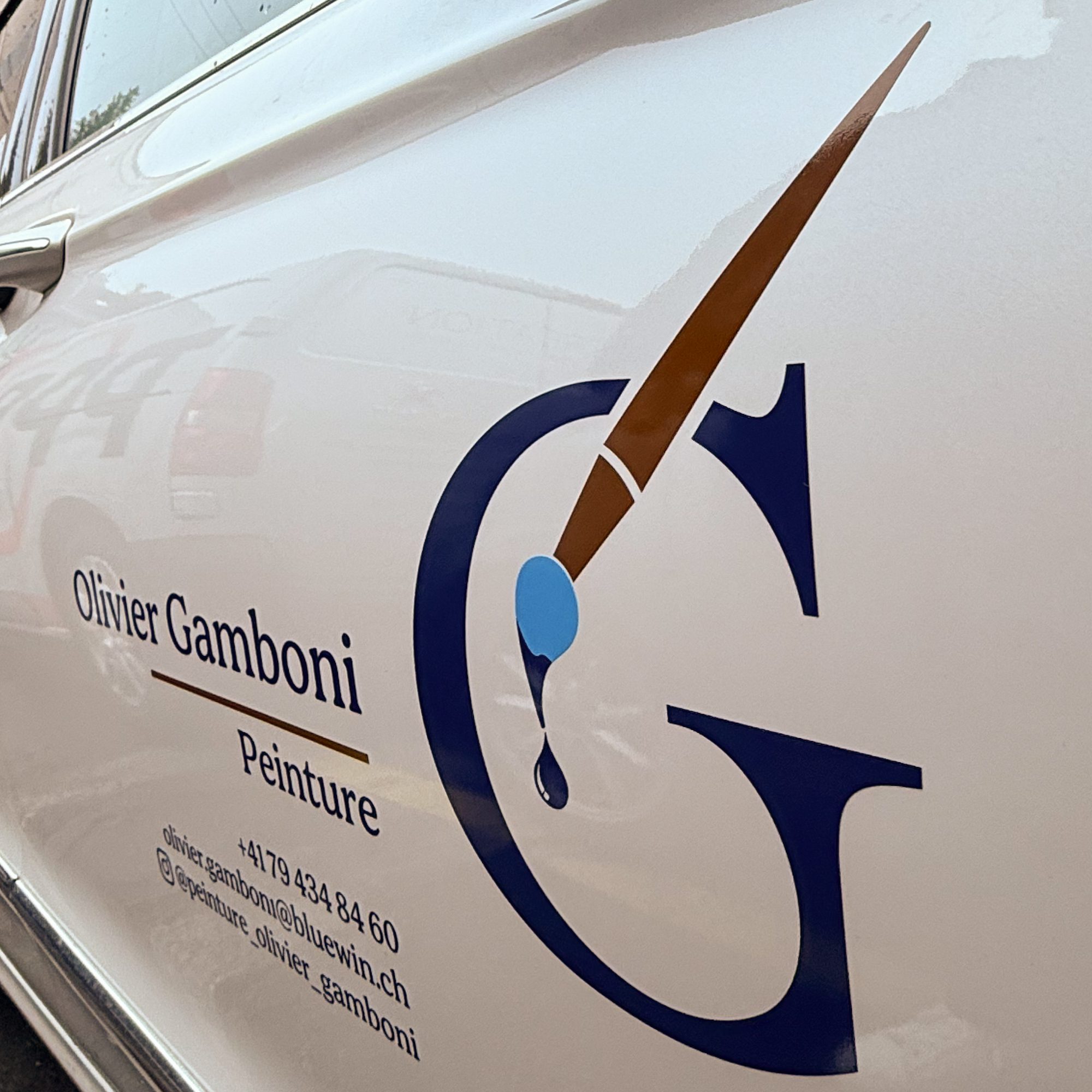 Olivier Gamboni,Olivier Gamboni Peinture,autocollants,vectorisation,vectorisation logo,véhicule,autocollants véhicule,cartes de visite,renens