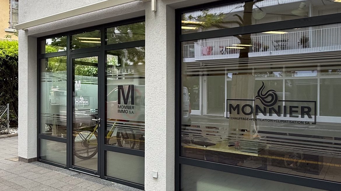 Monnier SA,autocollants,Vitrine,enseignes,Morefont,films dépolis,alu-dibond