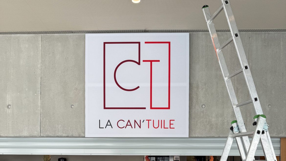 Signalétique Saint-Maurice,toile tendue,autocollant,signalétique,impressions,affichage