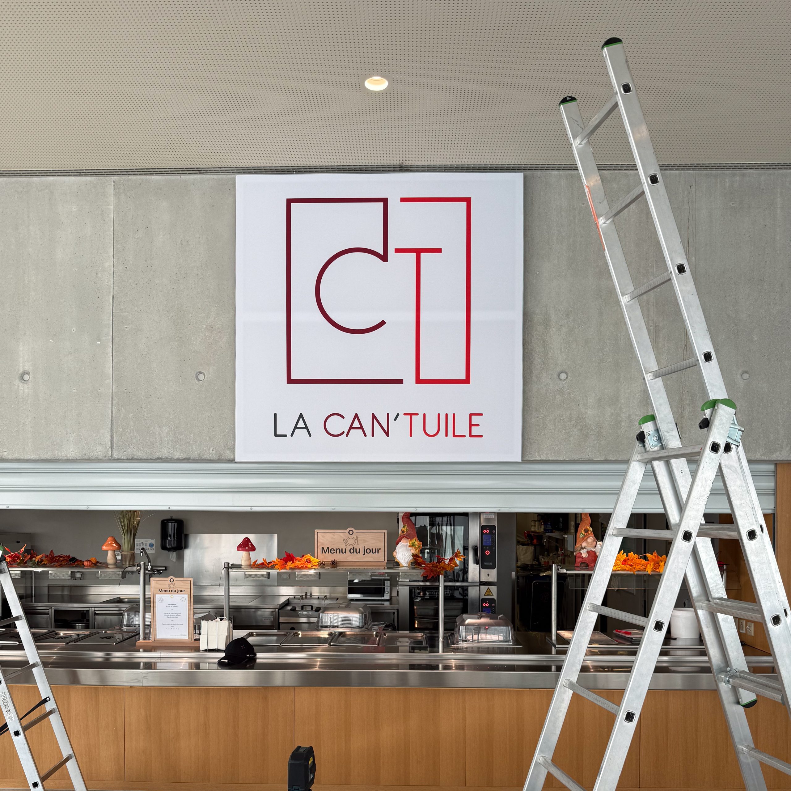 Signalétique Saint-Maurice,toile tendue,autocollant,signalétique,impressions,affichage