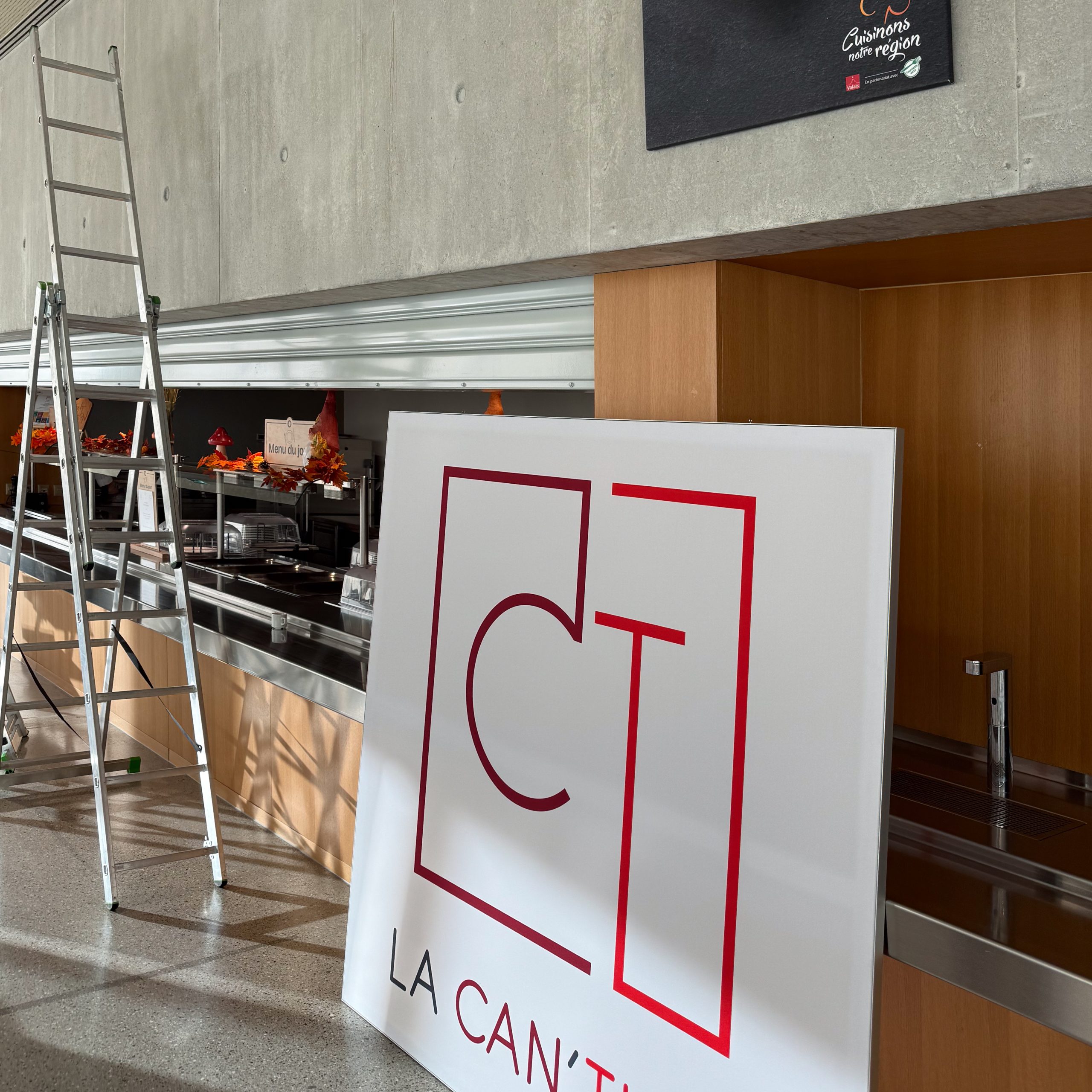 Signalétique Saint-Maurice,toile tendue,autocollant,signalétique,impressions,affichage