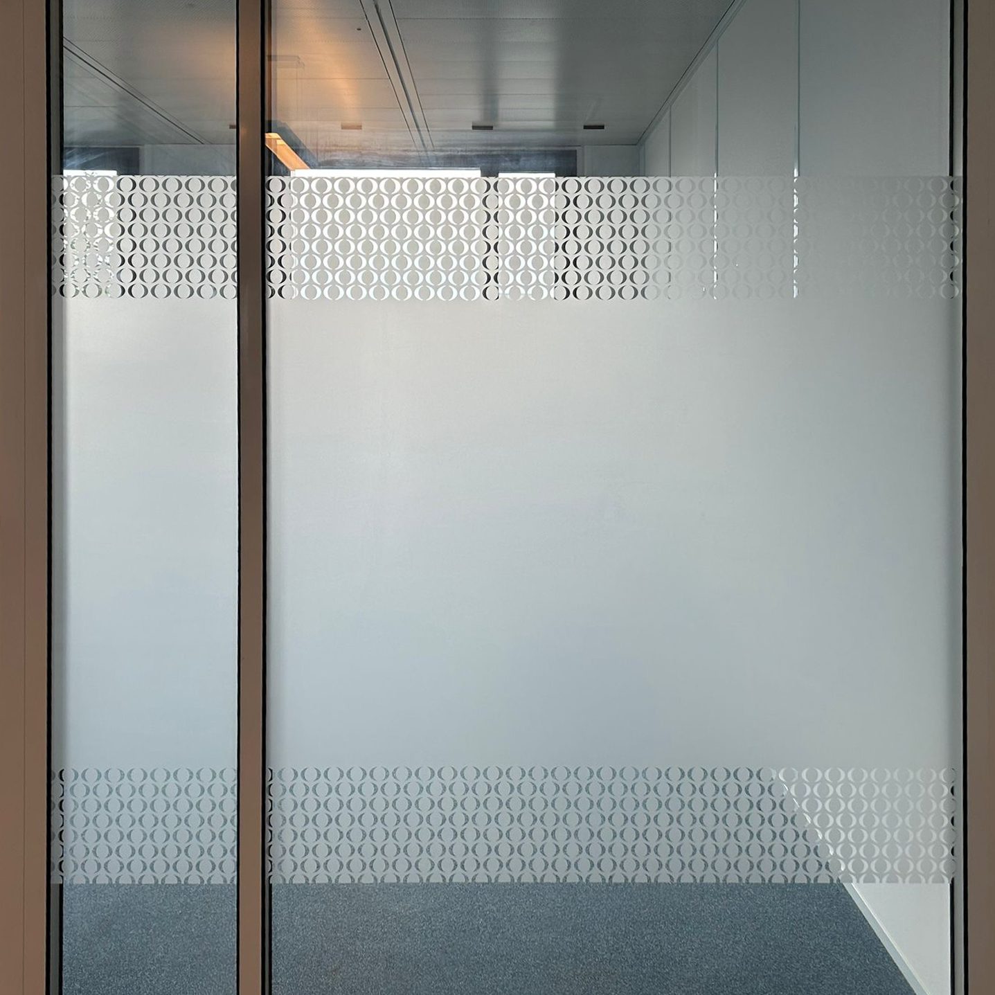 Autocollant Lausanne Orion,autocollant,Lausanne,autocollants frost,signalétique,découpe autocollant