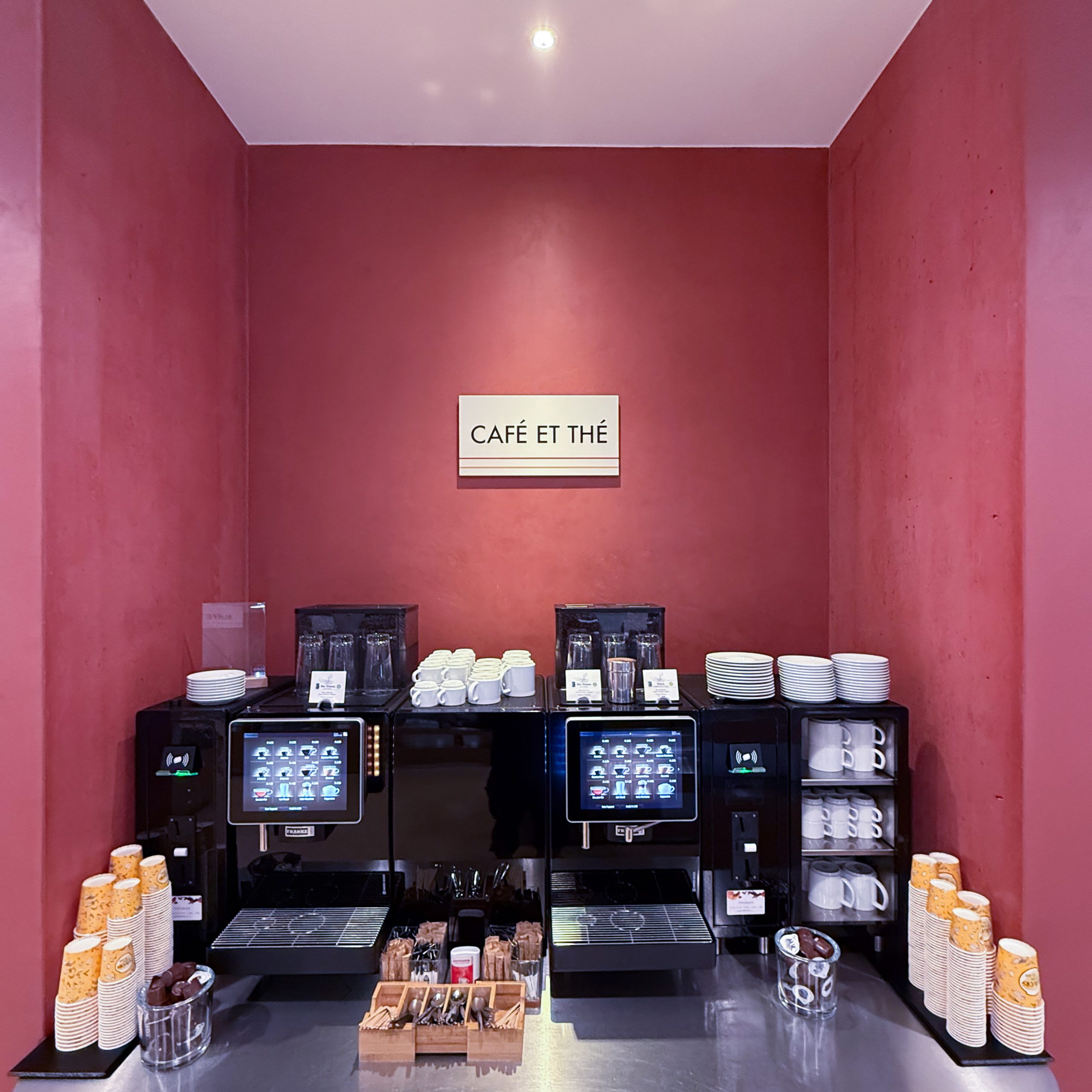 Signalétique Genève Nouveau Prieuré,autocollant,signalétique,impressions,affichage