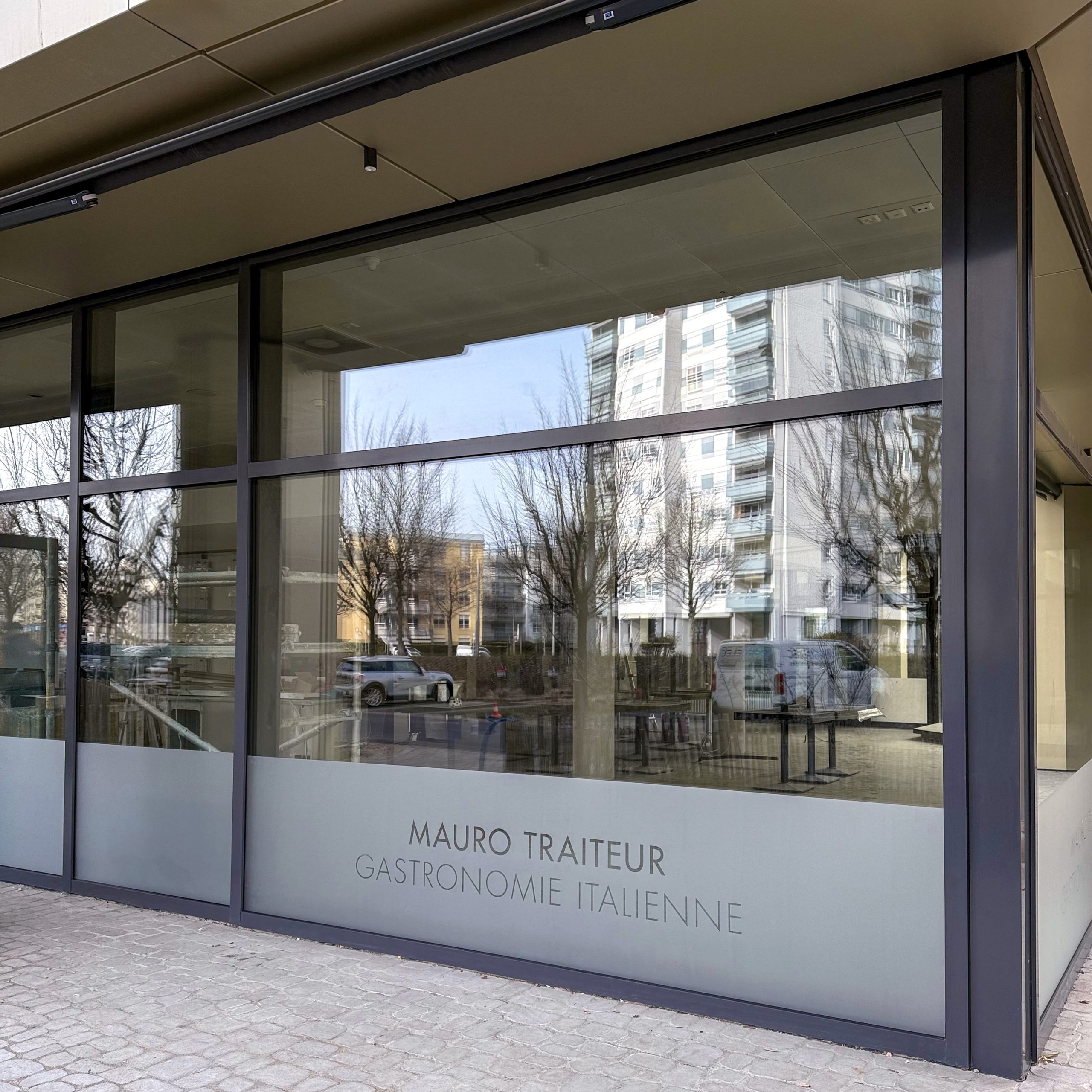 Mauro Traiteur Mauro Traiteur,Lausanne,Autocollant,Signalétique