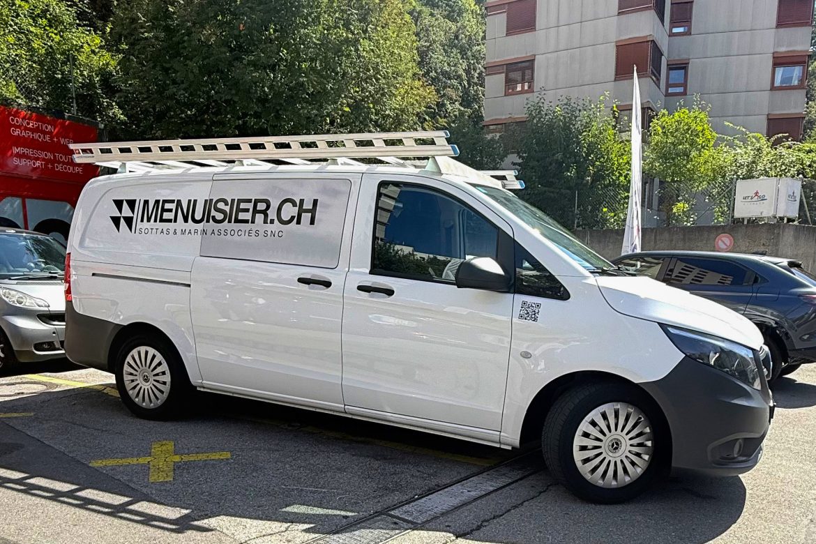 Véhicule de MENUISIER.CH Lausanne,Signalétique,Autocollant,véhicule